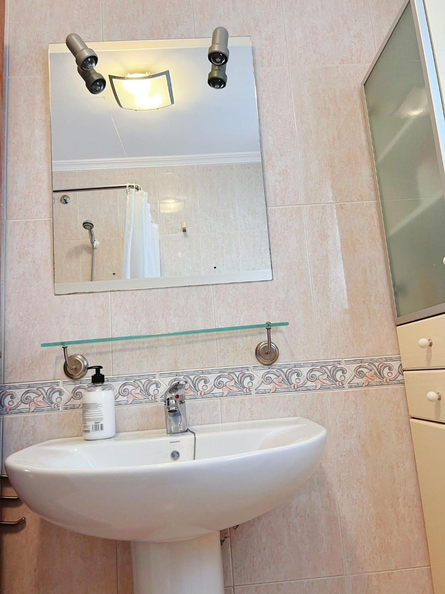 Habitacion Compartido Huelva Centro المظهر الخارجي الصورة